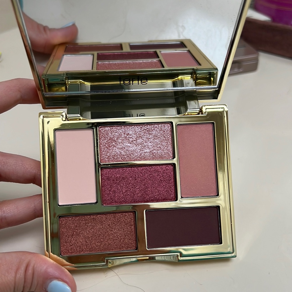 TARTE eyeshadow